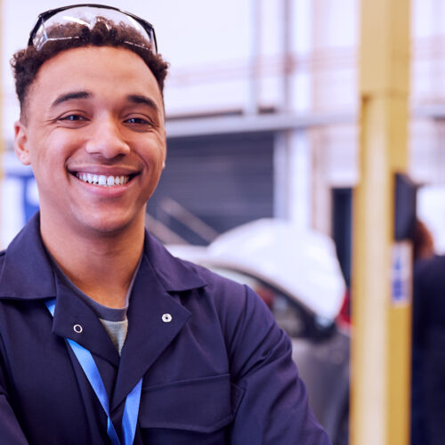 How Successful Automotive Service Shops Train Their Employees